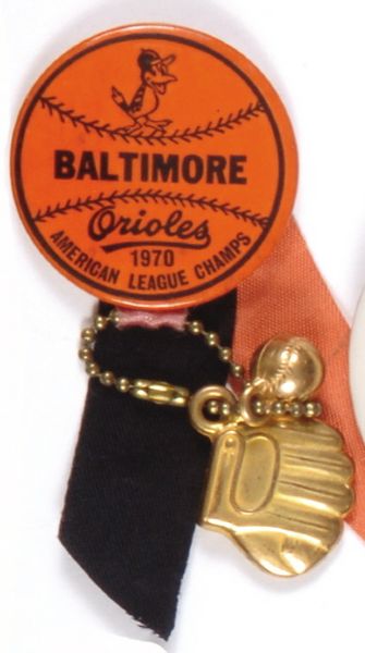 Baltimore Orioles Pin and Glove