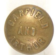 Garfield Clothing Button