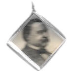 Cleveland, Stevenson Glass Cube Charm